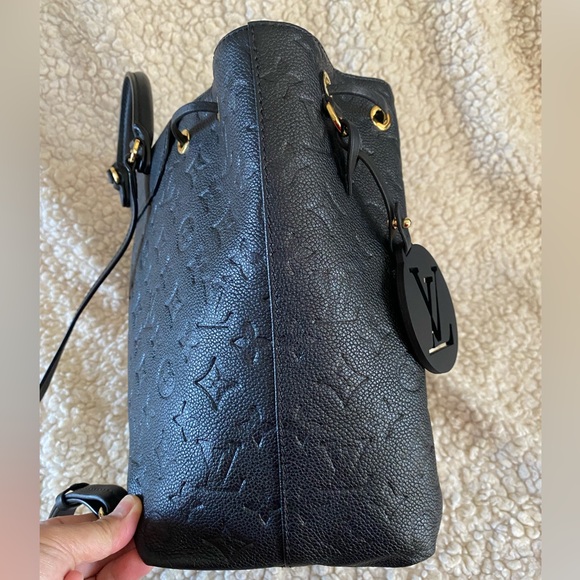 Louis Vuitton montsouris PM backpack - Picture 9 of 17